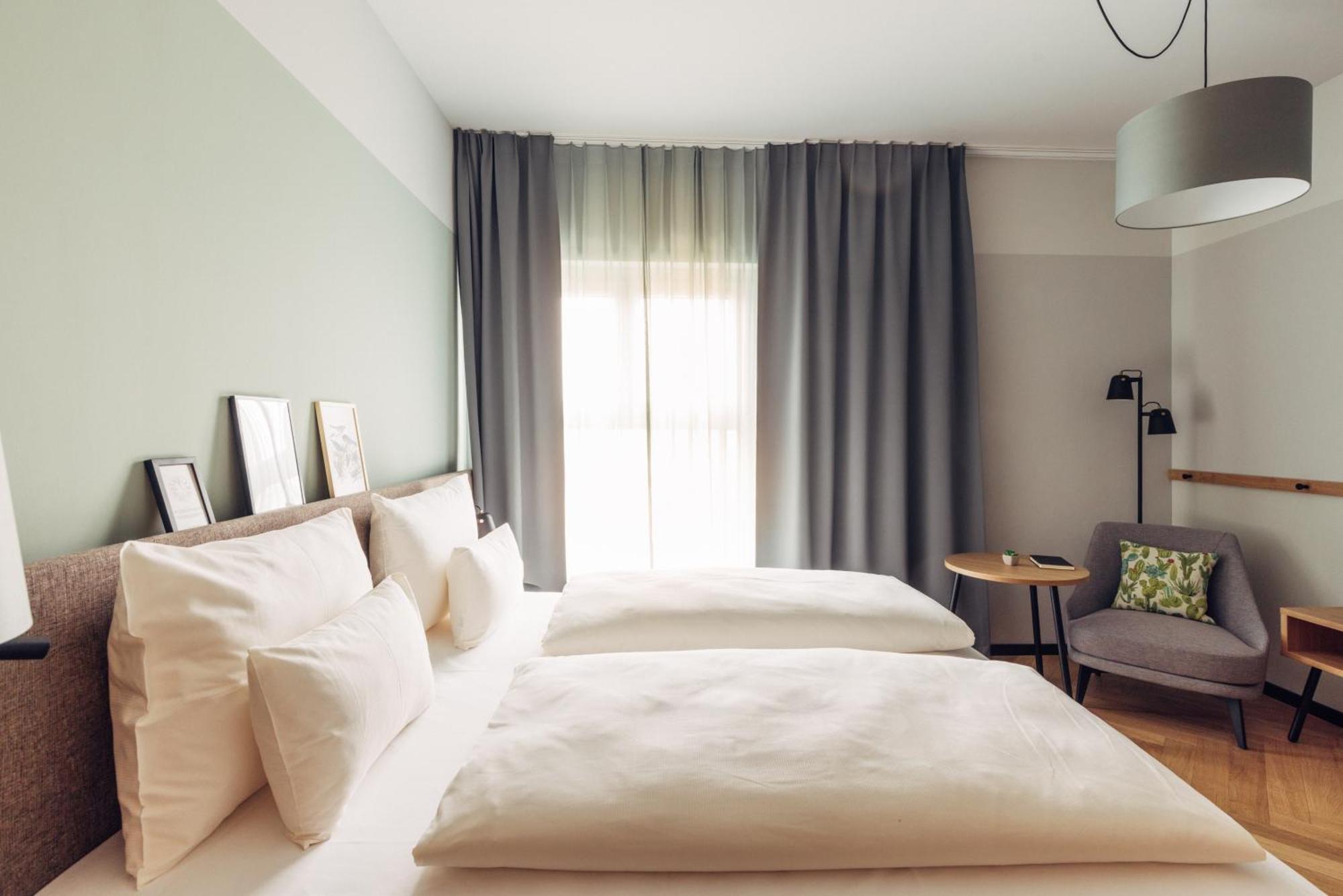 Harry'S Home Graz-Smart City Hotel & Apartments ภายนอก รูปภาพ